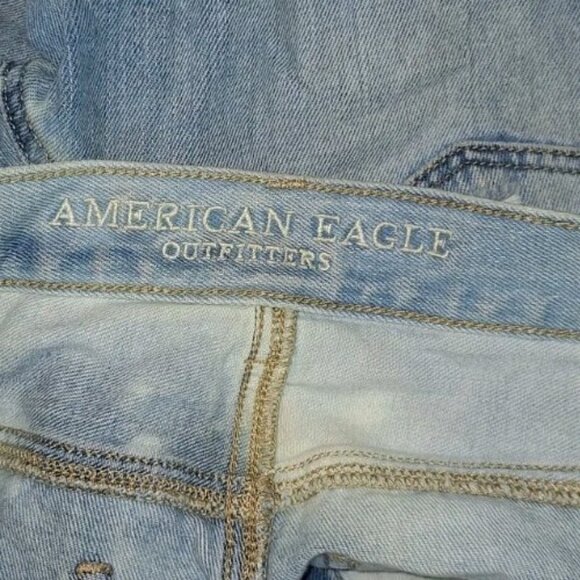 American Eagle Womens Size 2 Blue Jeans 26x30 Mom Jeans Custom Bleached Distress - Picture 4 of 7